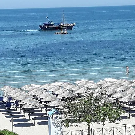 Christos & Maria Seaside Paralia Katerinis