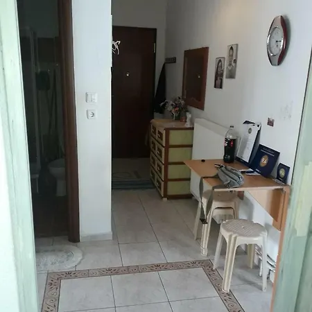 Christos & Maria Seaside Apartment