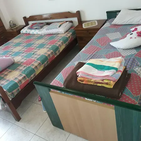 Christos & Maria Seaside Apartment Paralia Katerinis